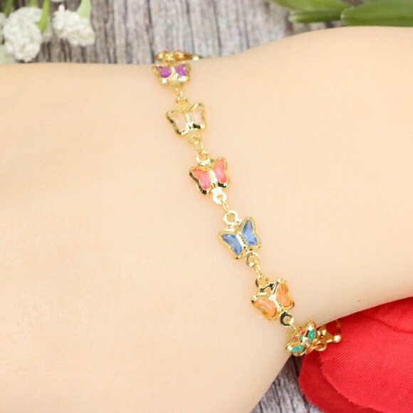 "Trendy Handmade Bracelet – A Stylish Gift for Women & Girls, MAR091815 - Picture 9 of 10